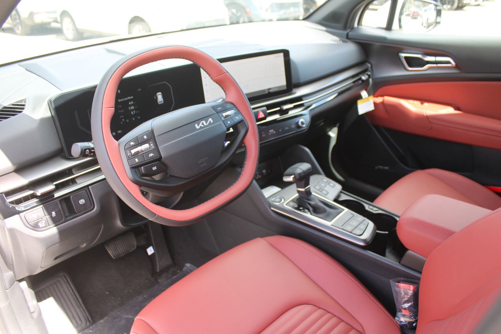 New 2026 Kia Sportage SX image 23