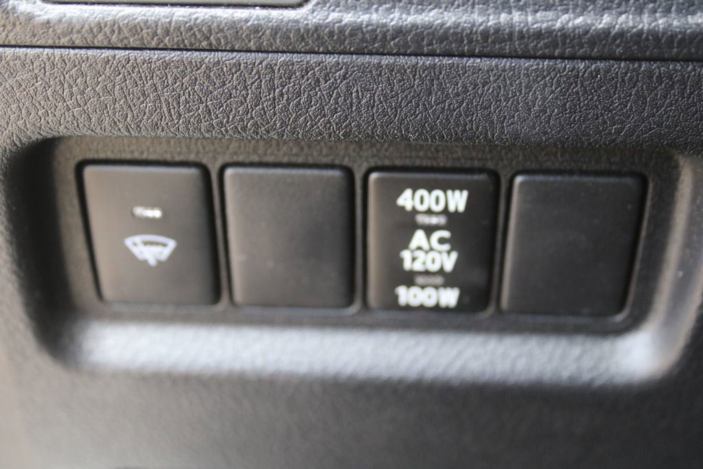 Used 2018 Toyota 4Runner SR5 Premium image 25