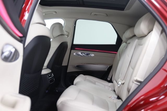 New 2026 Genesis GV70 2.5T Select AWD/4WD image 32