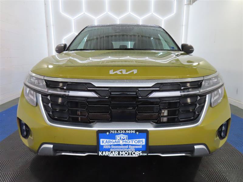 Used 2024 Kia Seltos SX AWD/4WD image 2
