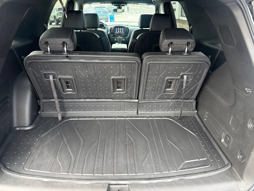 Used 2023 Chevrolet Traverse LT w/ LPO, Floor Liner Package AWD/4WD image 37