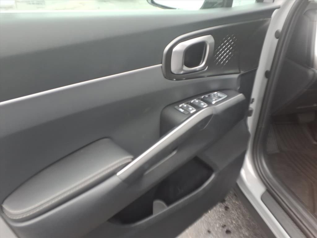 New 2026 Kia Sorento S w/ S Panoramic Sunroof Package AWD/4WD image 12