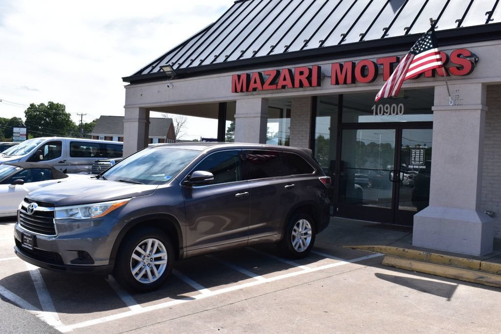 Used 2014 Toyota Highlander LE FWD image 8