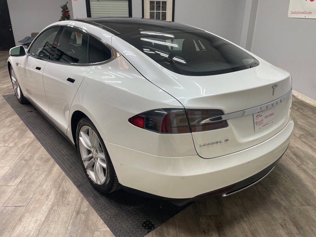 Used 2015 Tesla Model S 70 image 7