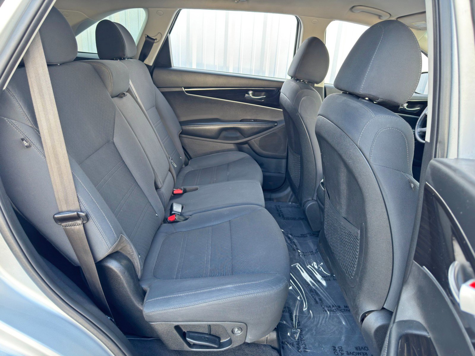 Used 2020 Kia Sorento S image 35