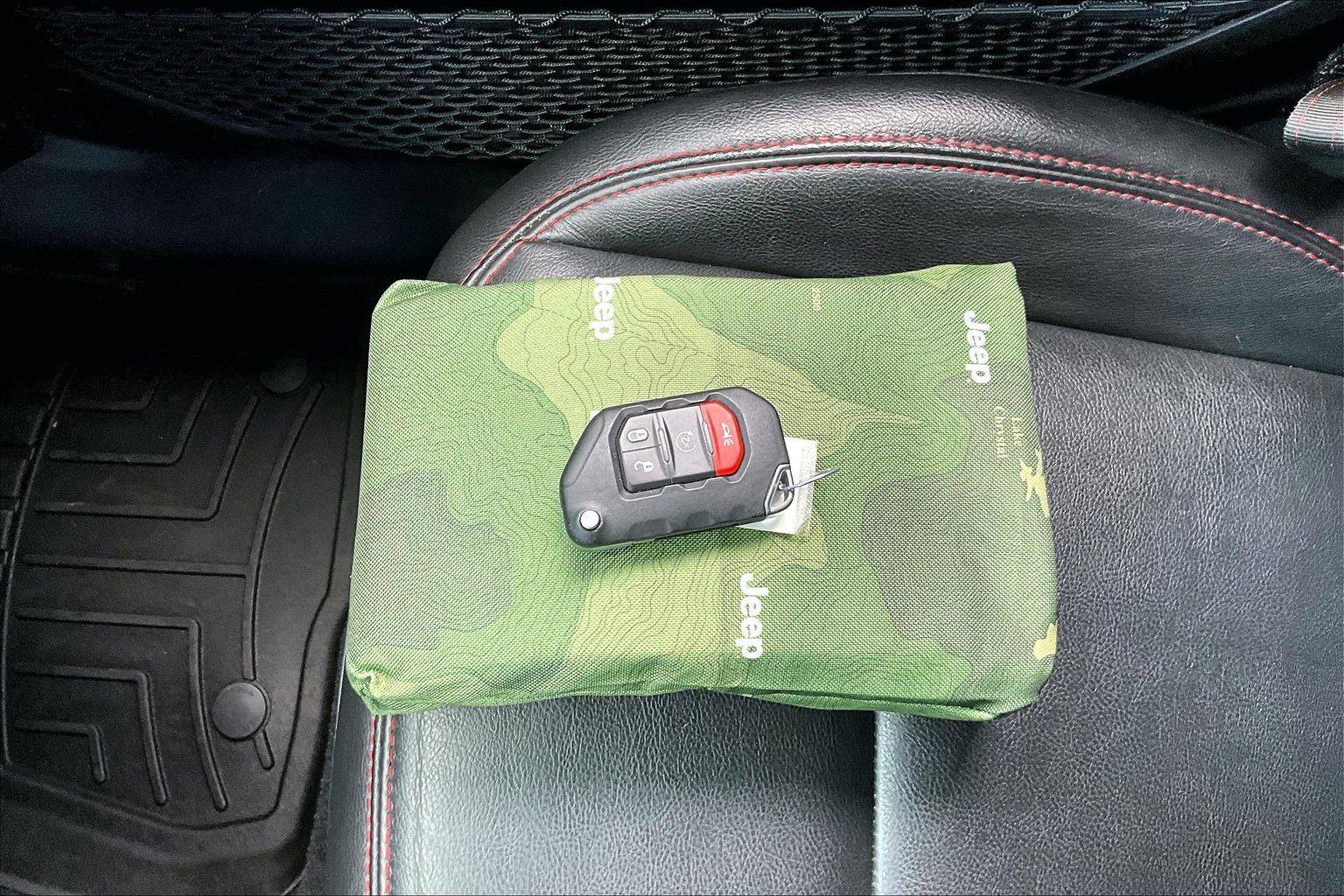 Certified 2023 Jeep Wrangler Unlimited Rubicon w/ Steel Bumper Group image 11