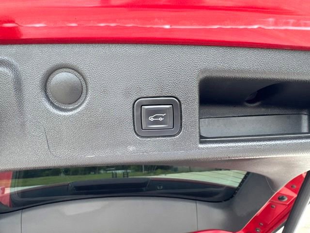 Used 2023 Chevrolet Equinox LT FWD image 23
