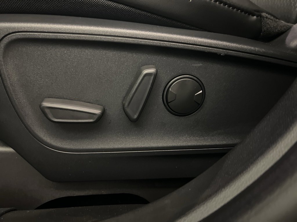 New 2026 Ford Escape ST-Line w/ Tech Pack #1 image 24