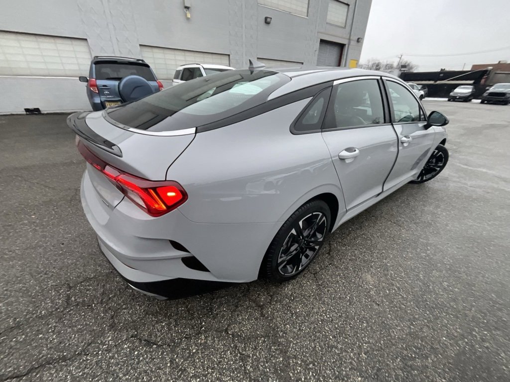 Used 2023 Kia K5 GT-Line w/ GT-Line Premium Package image 8