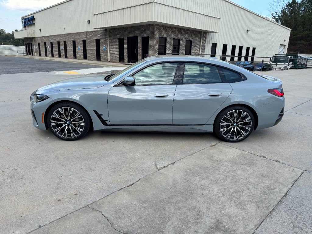 Used 2022 BMW 430i Gran Coupe w/ M Sport Package RWD image 2