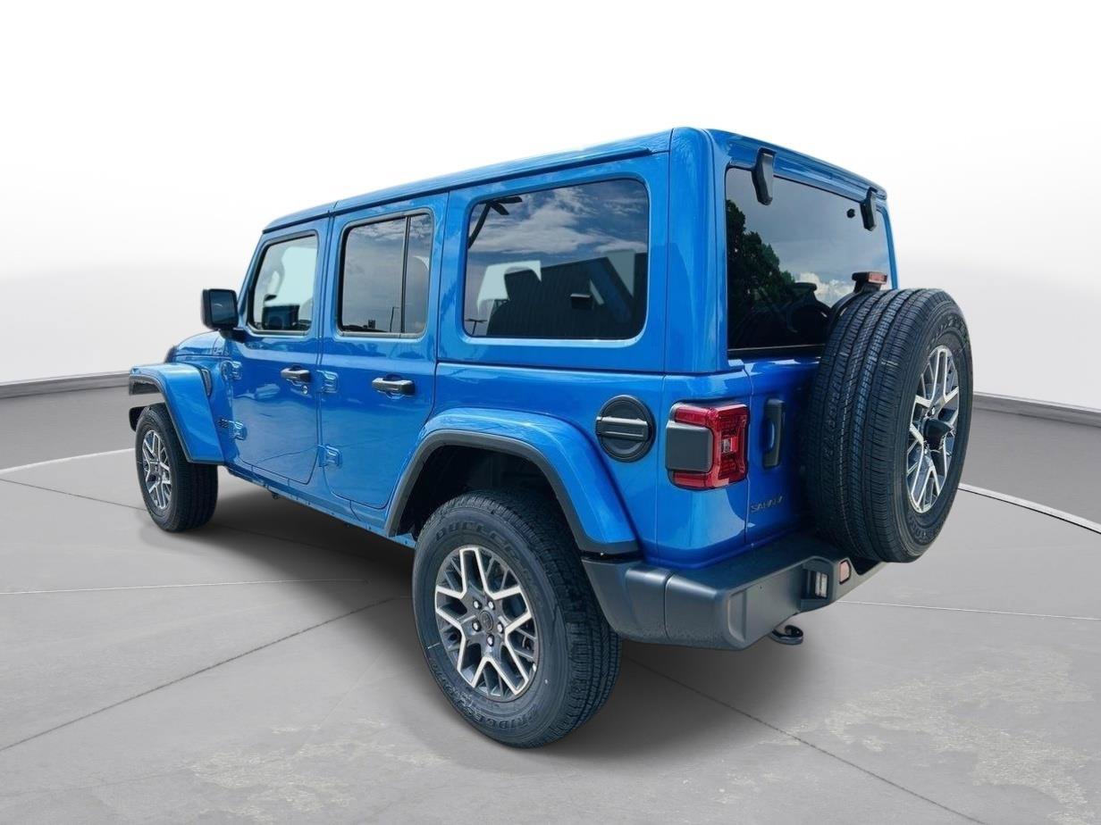 New 2025 Jeep Wrangler Unlimited Sahara w/ Technology Group AWD/4WD image 35
