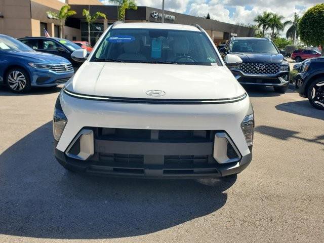 Certified 2024 Hyundai Kona SEL image 2