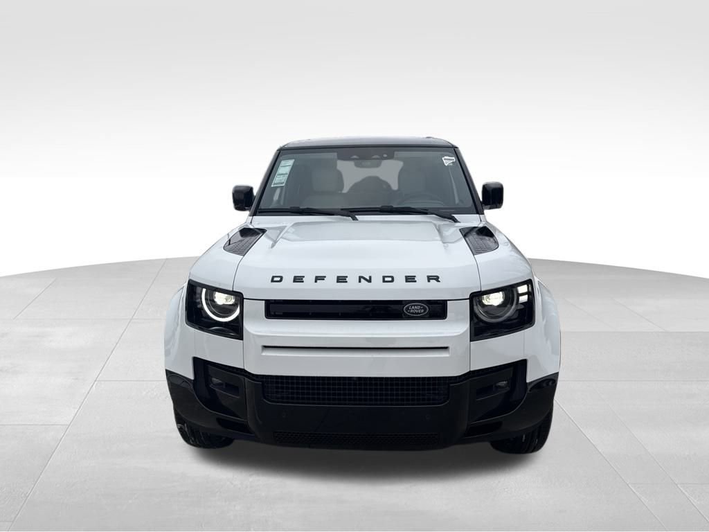 New 2026 Land Rover Defender 110 X-Dynamic SE image 4