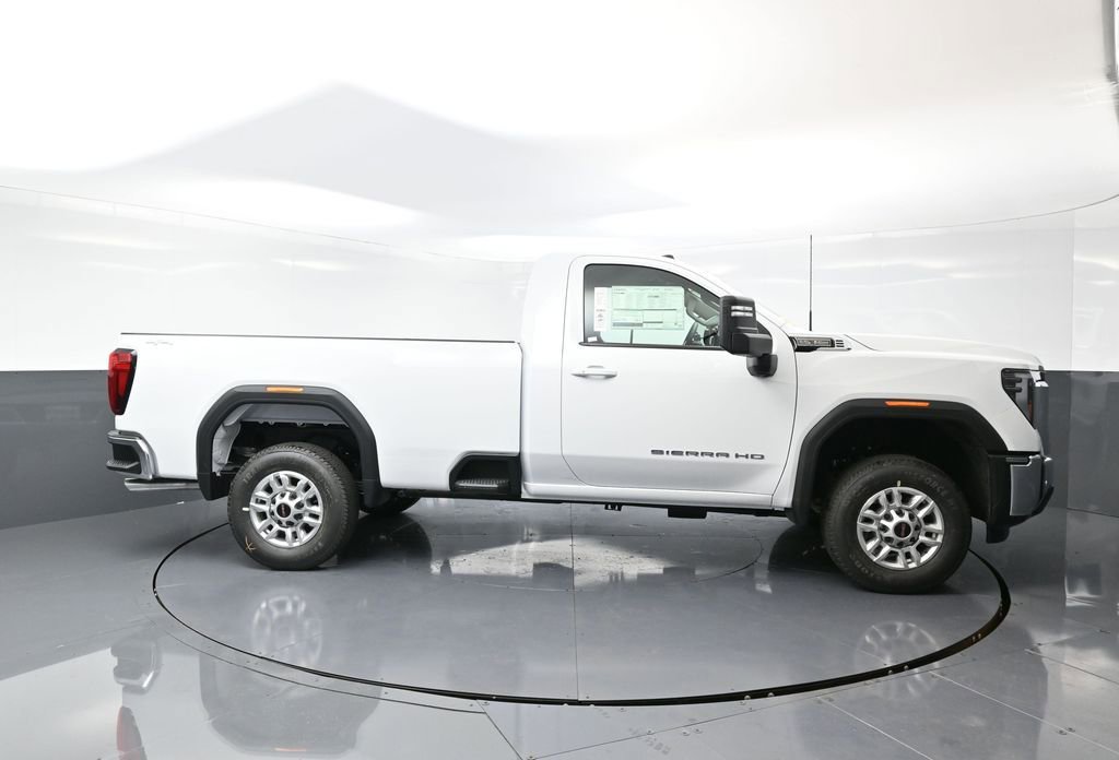 New 2025 GMC Sierra 2500 SLE image 2