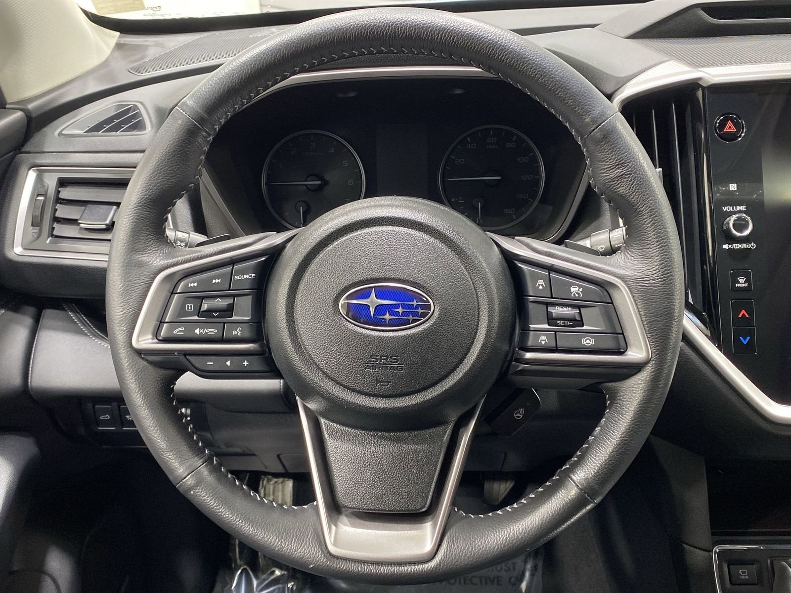 Used 2023 Subaru Ascent Limited w/ Technology Package AWD/4WD image 14