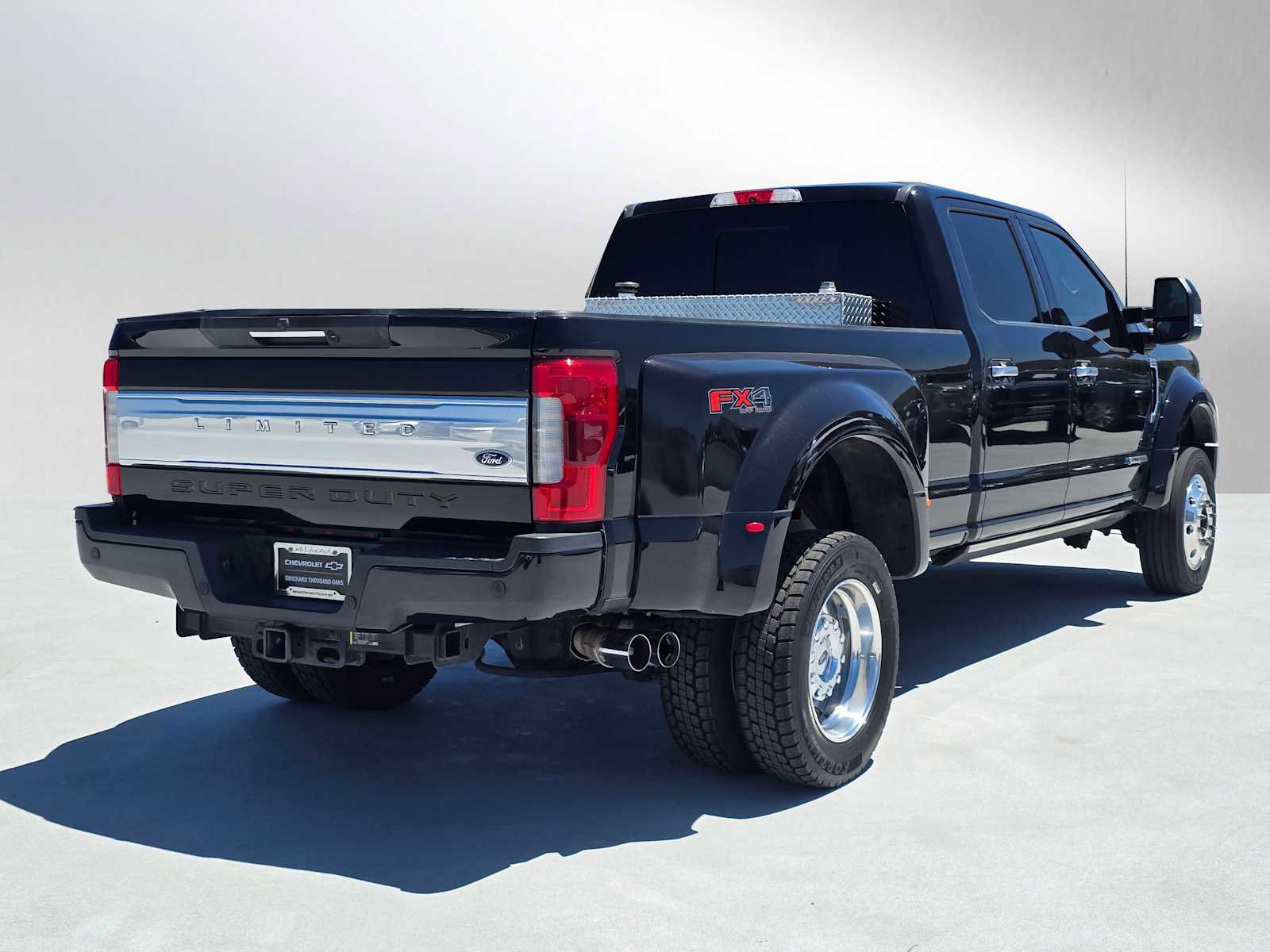 Used 2019 Ford F450 Limited w/ FX4 Off-Road Package image 7