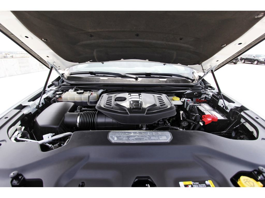 Used 2024 Jeep Wagoneer L Series II image 34