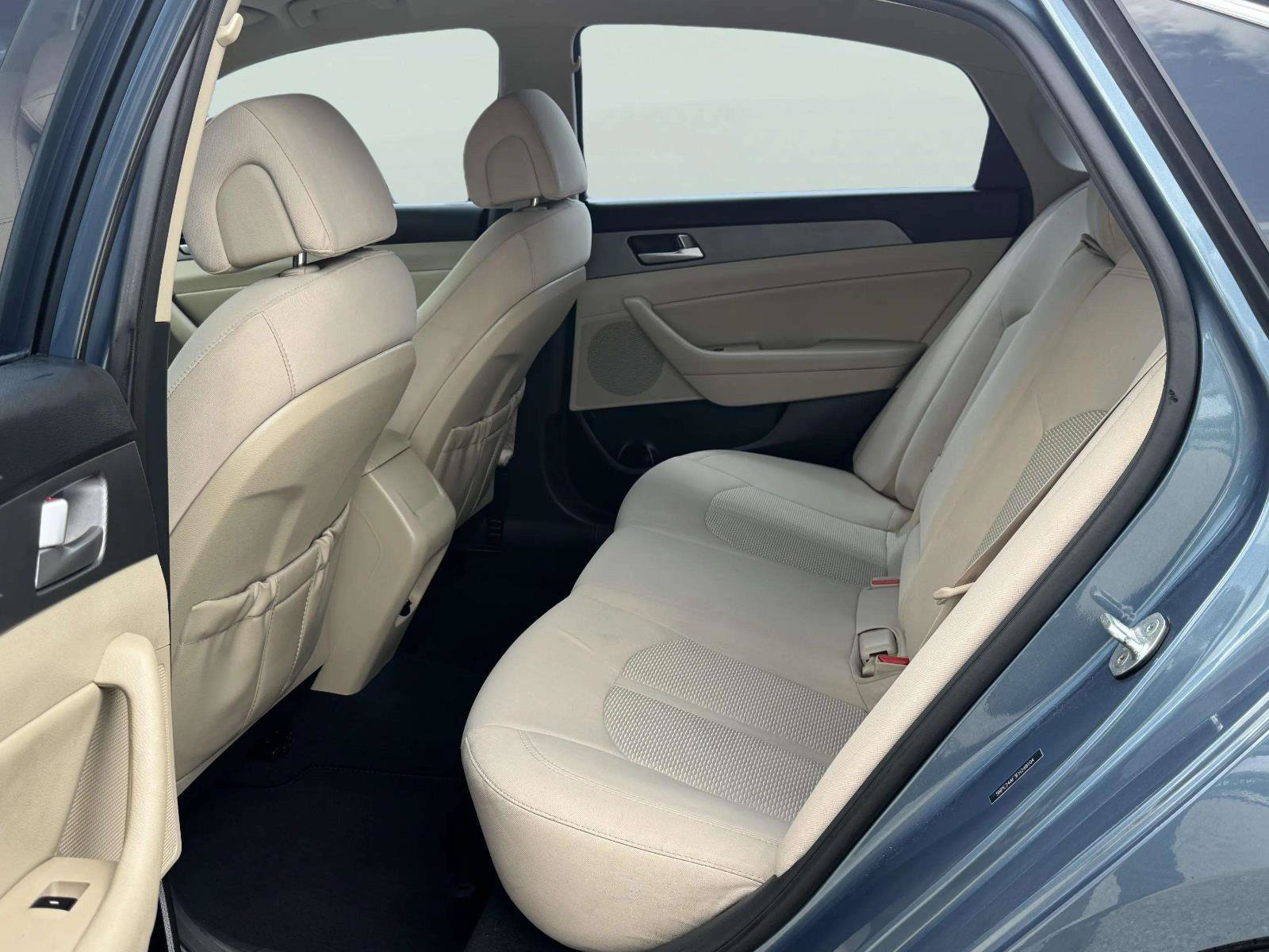 Used 2015 Hyundai Sonata SE FWD image 39