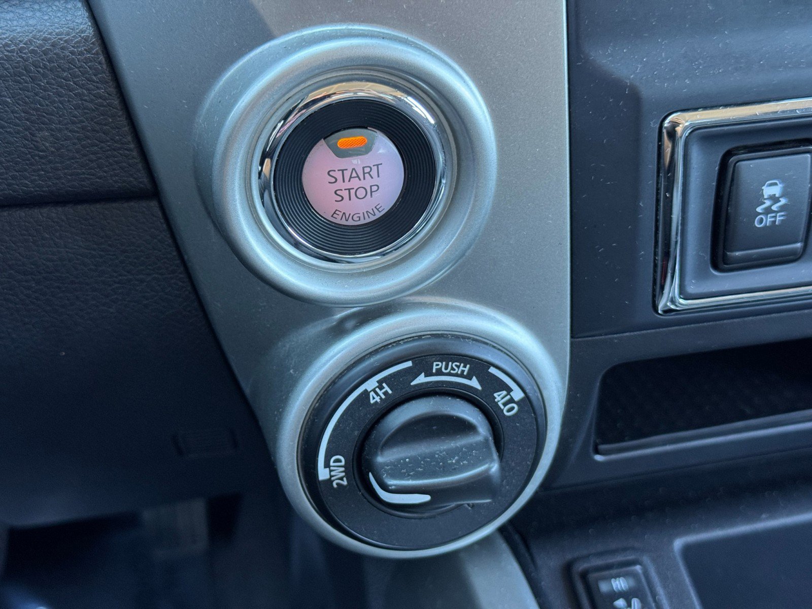 Used 2021 Nissan Titan SV w/ SV Convenience Package AWD/4WD image 20