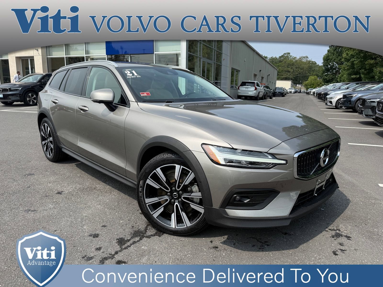 Used 2021 Volvo V60 T5 Cross Country w/ Advanced Package