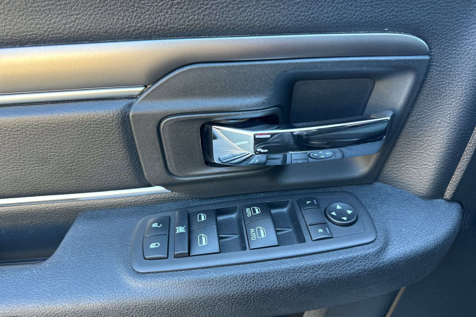 Used 2024 RAM 1500 Classic Warlock image 11