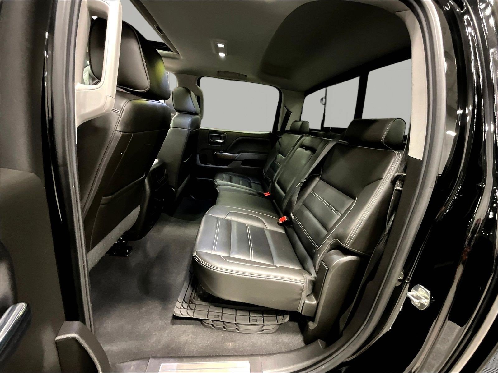 Used 2018 GMC Sierra 1500 Denali AWD/4WD image 23