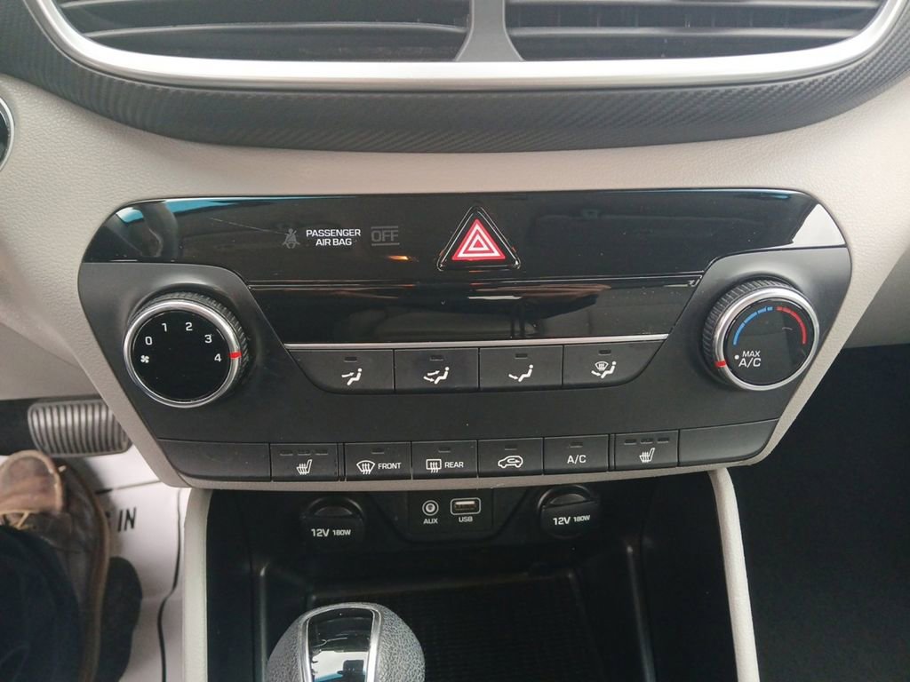 Used 2020 Hyundai Tucson Value FWD image 17