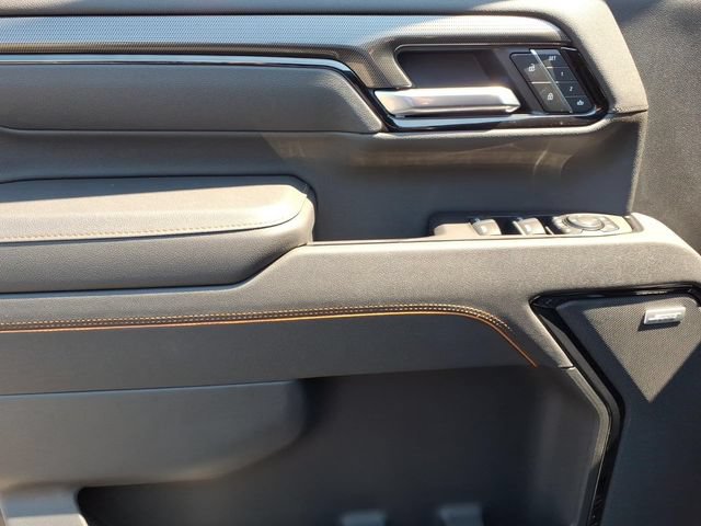 New 2026 GMC Sierra 2500 AT4 w/ Technology Package AWD/4WD image 15