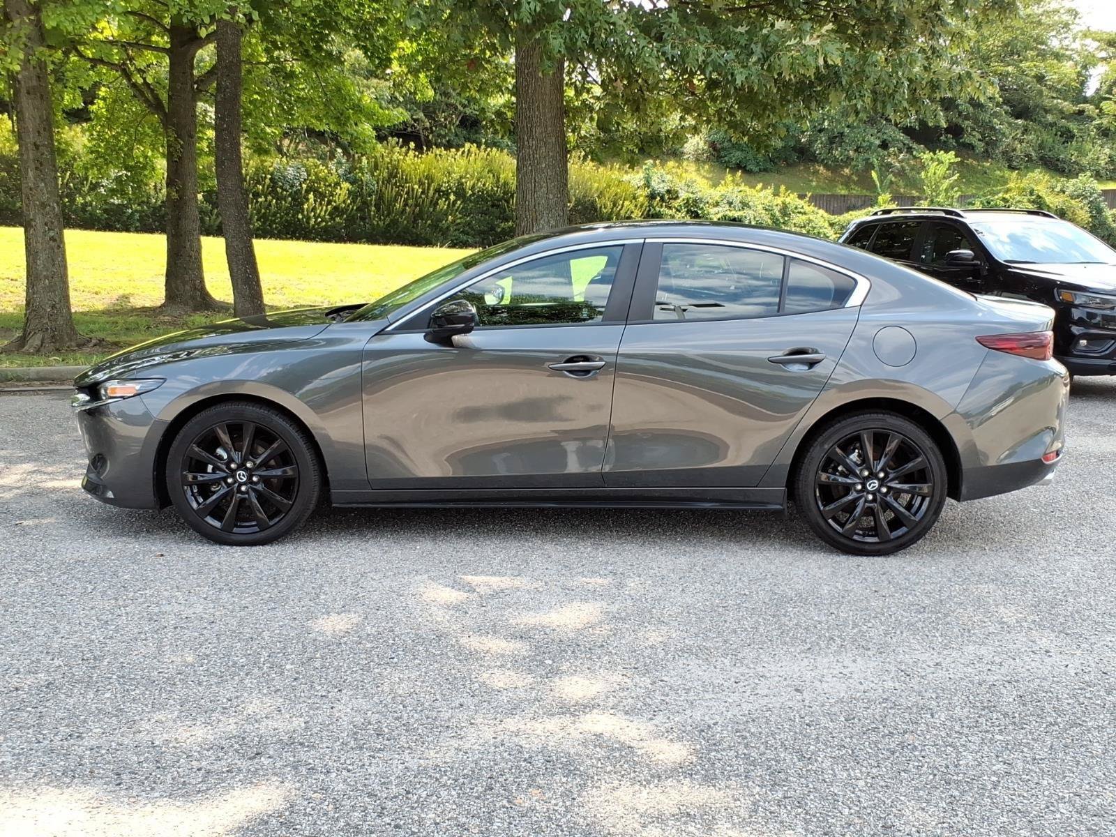 Used 2024 MAZDA MAZDA3 s FWD image 3