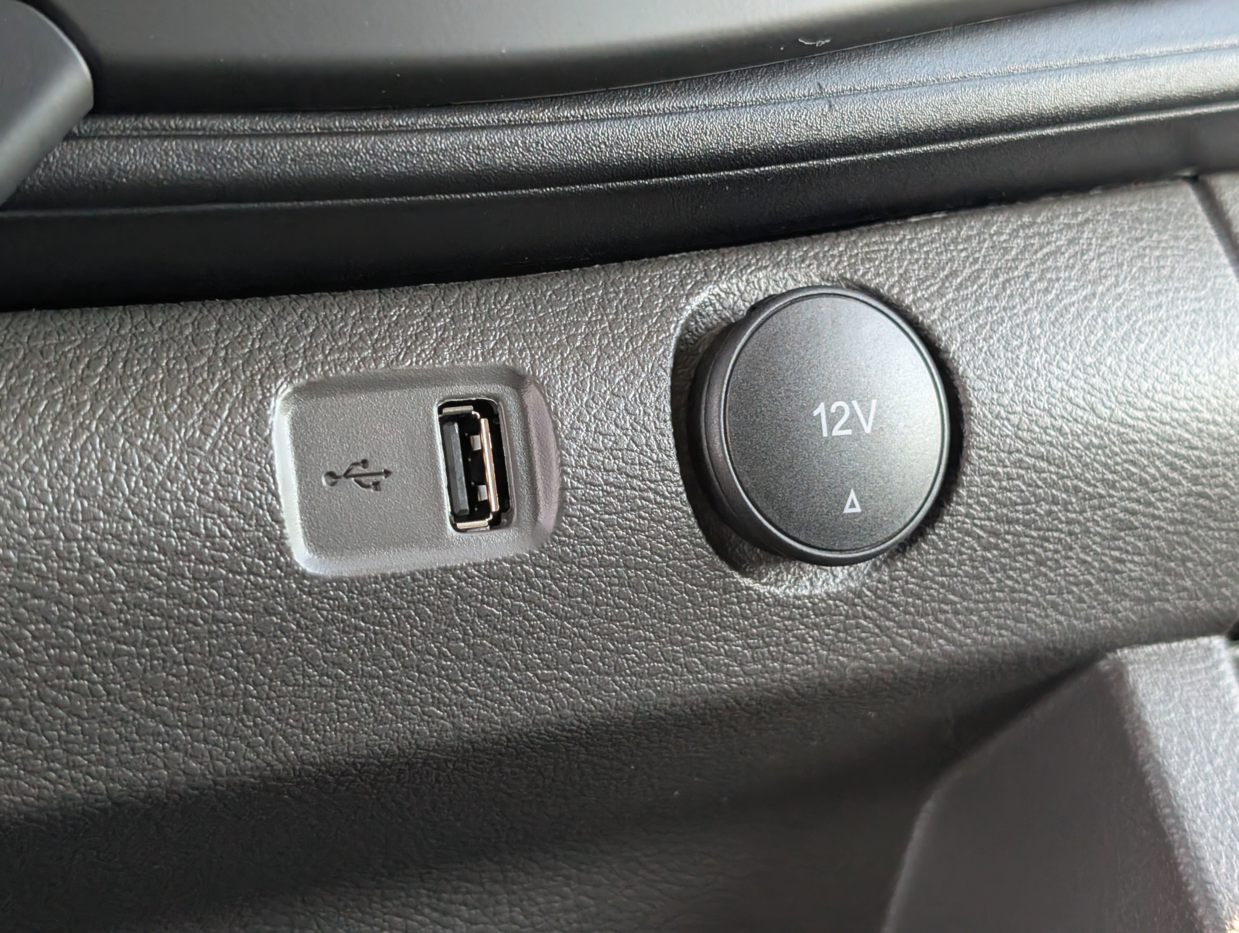 New 2026 Ford Transit 150 XL w/ Load Area Protection Package image 17