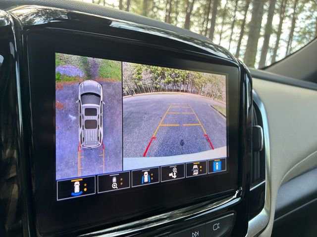 Used 2023 Chevrolet Traverse Premier image 33