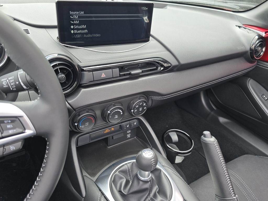 New 2026 MAZDA MX-5 Miata Club w/ Weather Package RWD image 16