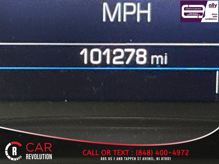 Used 2023 GMC Acadia SLE w/ Driver Convenience Package FWD image 32