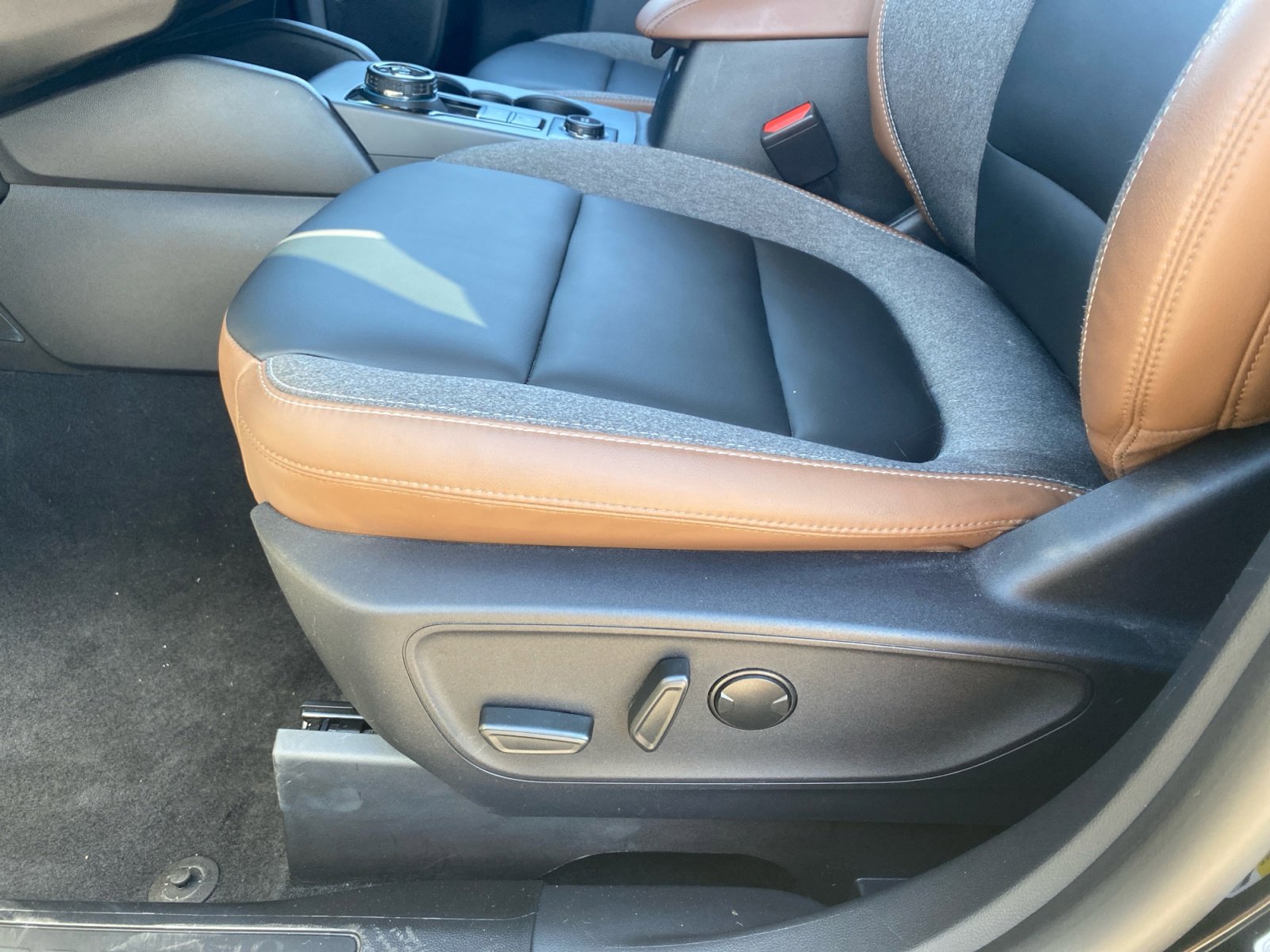 Used 2024 Ford Bronco Sport Outer Banks image 13