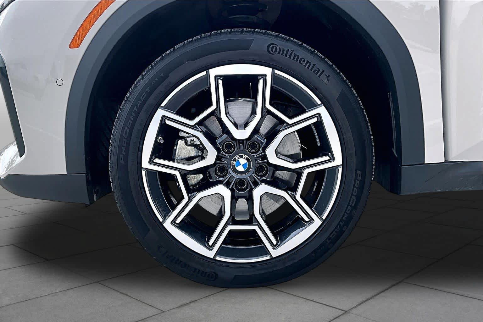 Used 2026 BMW X2 xDrive28i AWD/4WD image 10