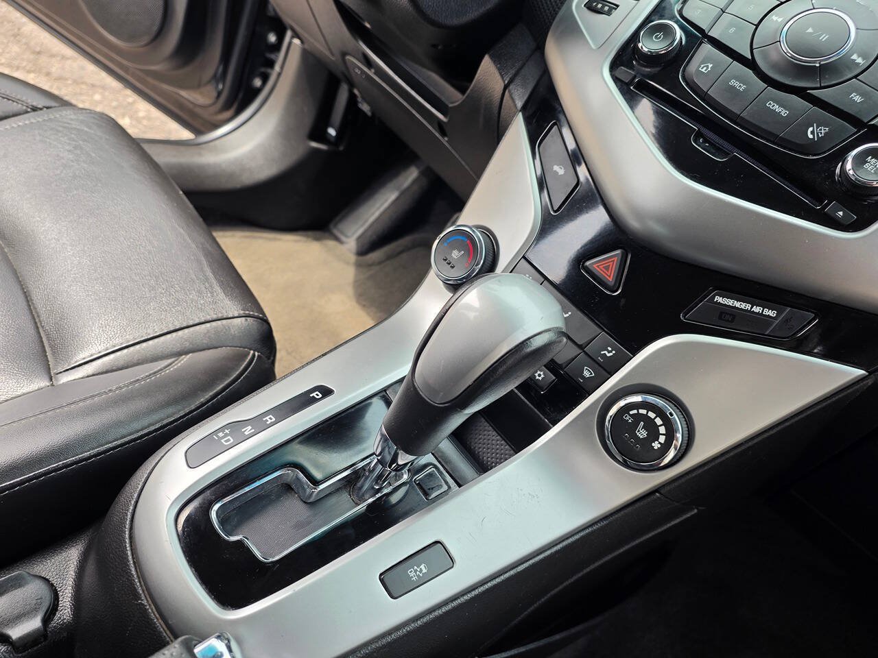 Used 2015 Chevrolet Cruze LT FWD image 35