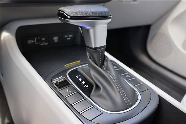 New 2027 Hyundai Kona SE AWD/4WD image 20