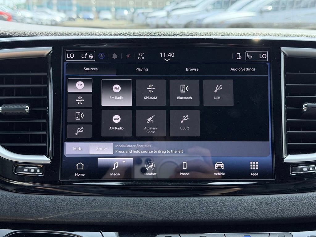 Certified 2025 Chrysler Pacifica Select FWD image 46