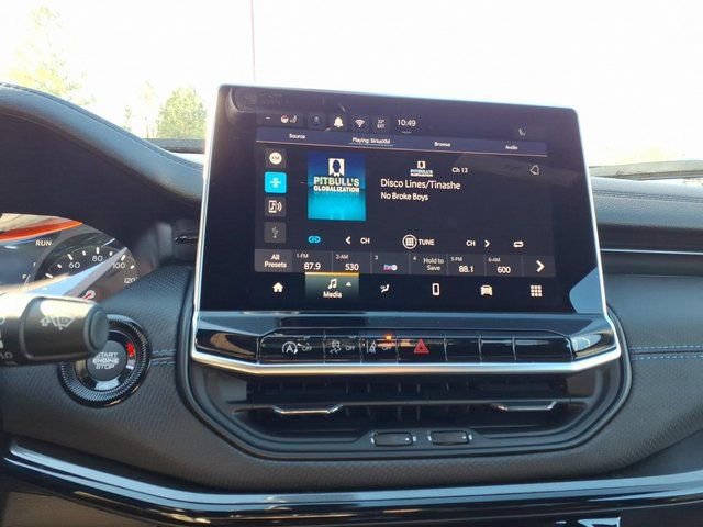 New 2026 Jeep Compass Latitude image 14