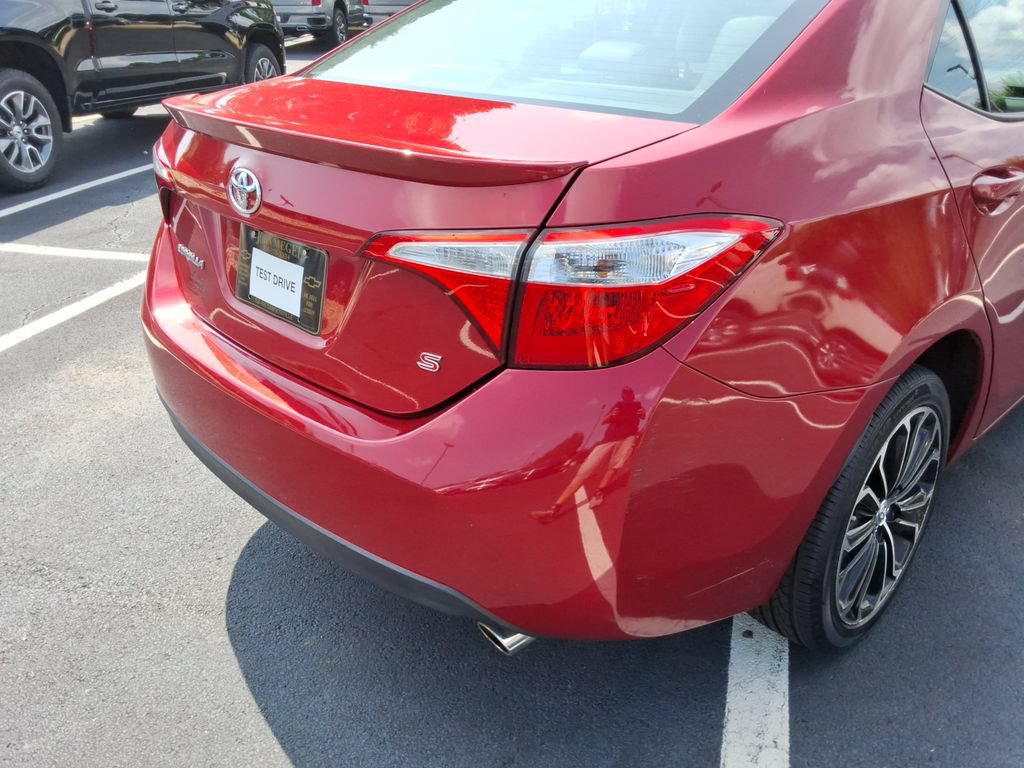 Used 2015 Toyota Corolla S FWD image 15