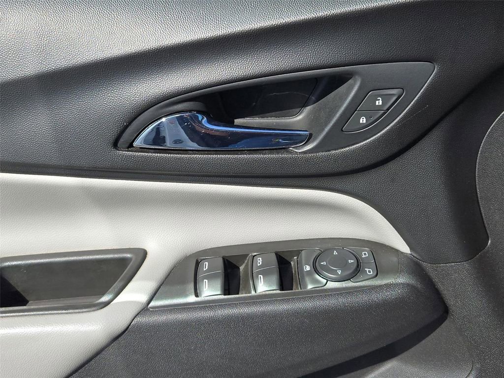 Used 2021 Chevrolet Equinox LS w/ LS Convenience Package FWD image 15