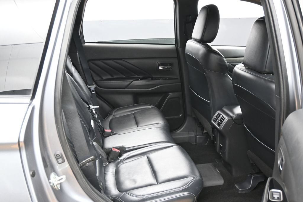 Used 2022 Mitsubishi Outlander SEL AWD/4WD image 31