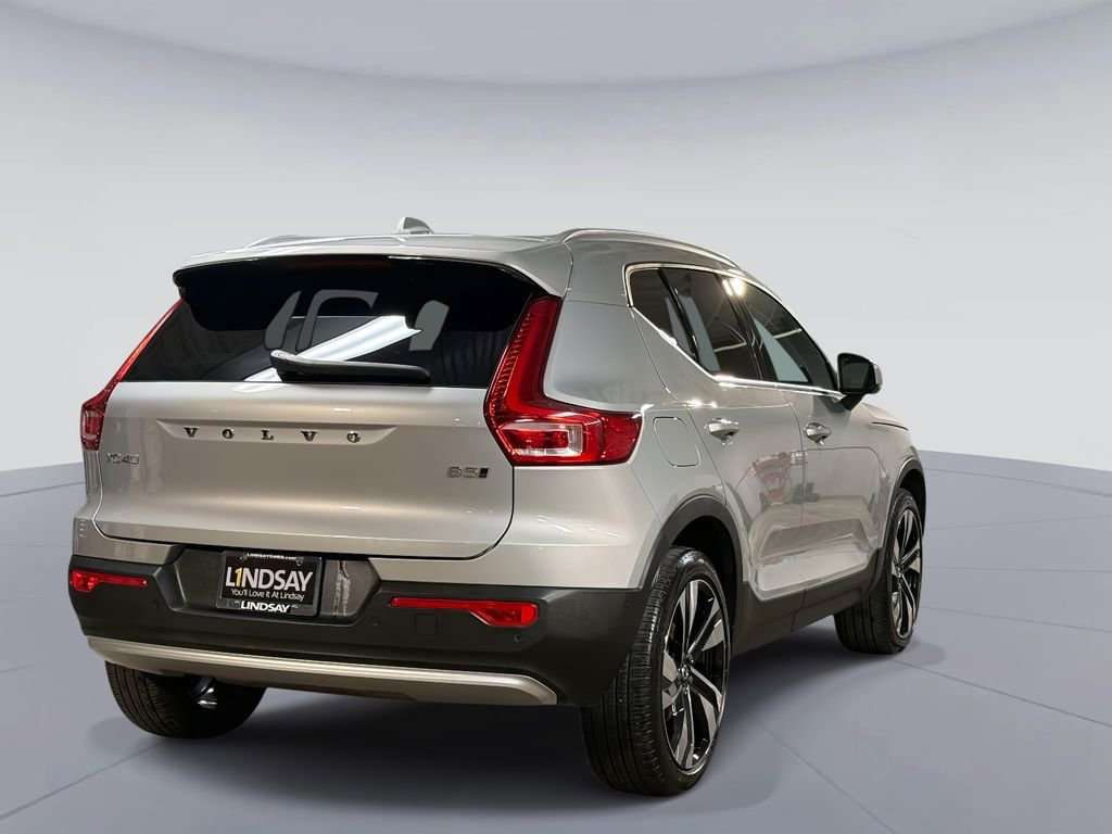 Used 2023 Volvo XC40 B5 Plus w/ Protection Package Premier image 10