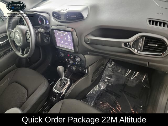 Used 2022 Jeep Renegade Altitude w/ Convenience Group AWD/4WD image 18