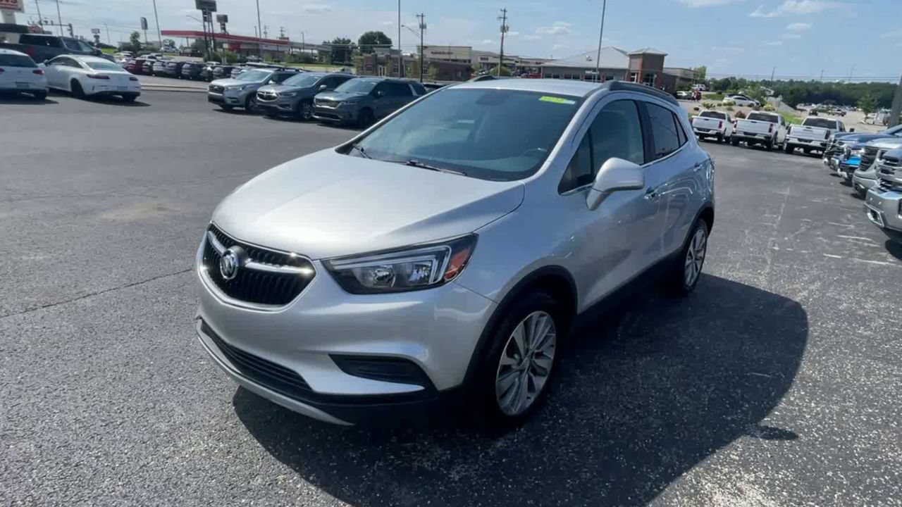Used 2020 Buick Encore Preferred w/ Safety Package FWD image 5