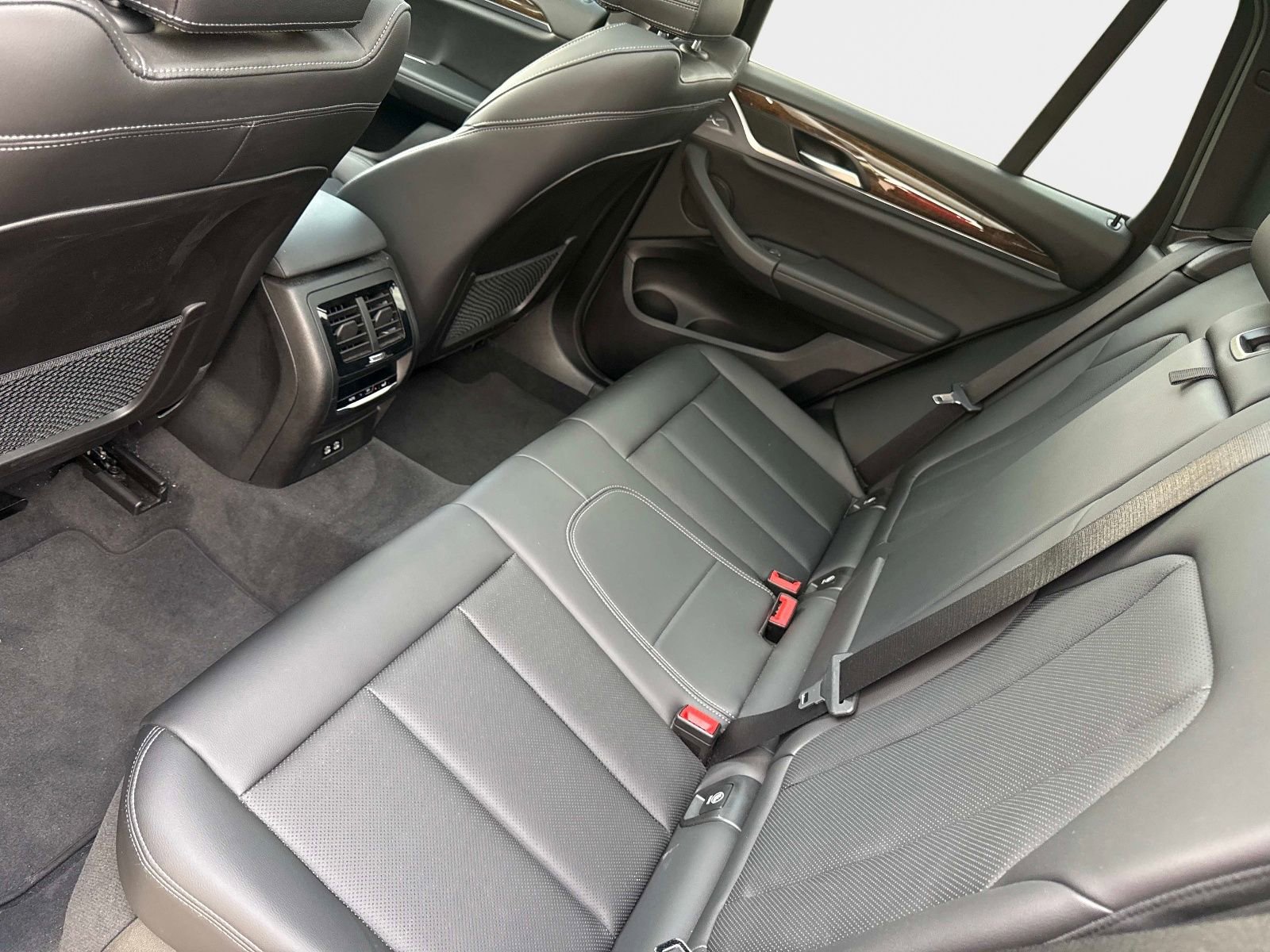 Used 2022 BMW X3 sDrive30i w/ Convenience Package image 46