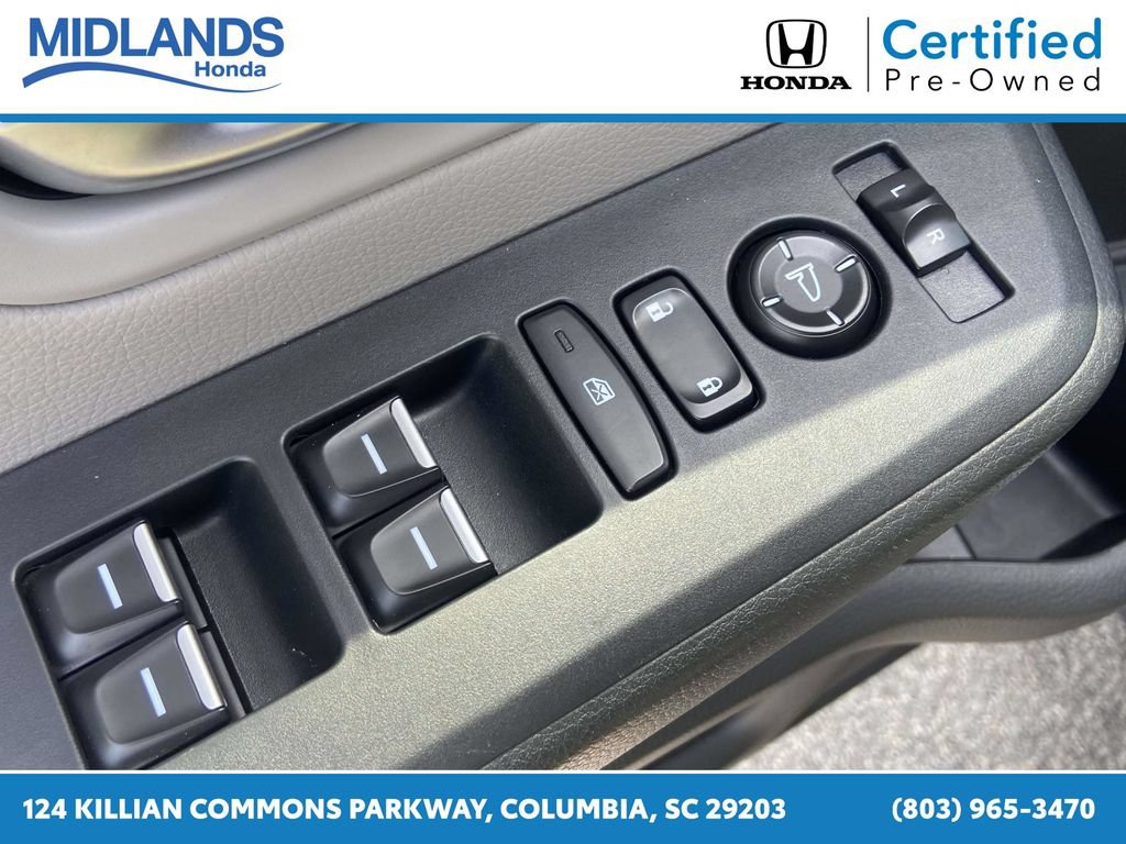 Used 2025 Honda Pilot Touring image 19