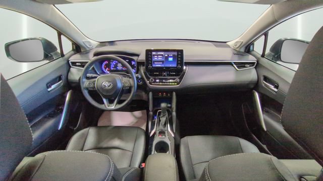 Used 2022 Toyota Corolla Cross XLE w/ Convenience Package AWD/4WD image 11