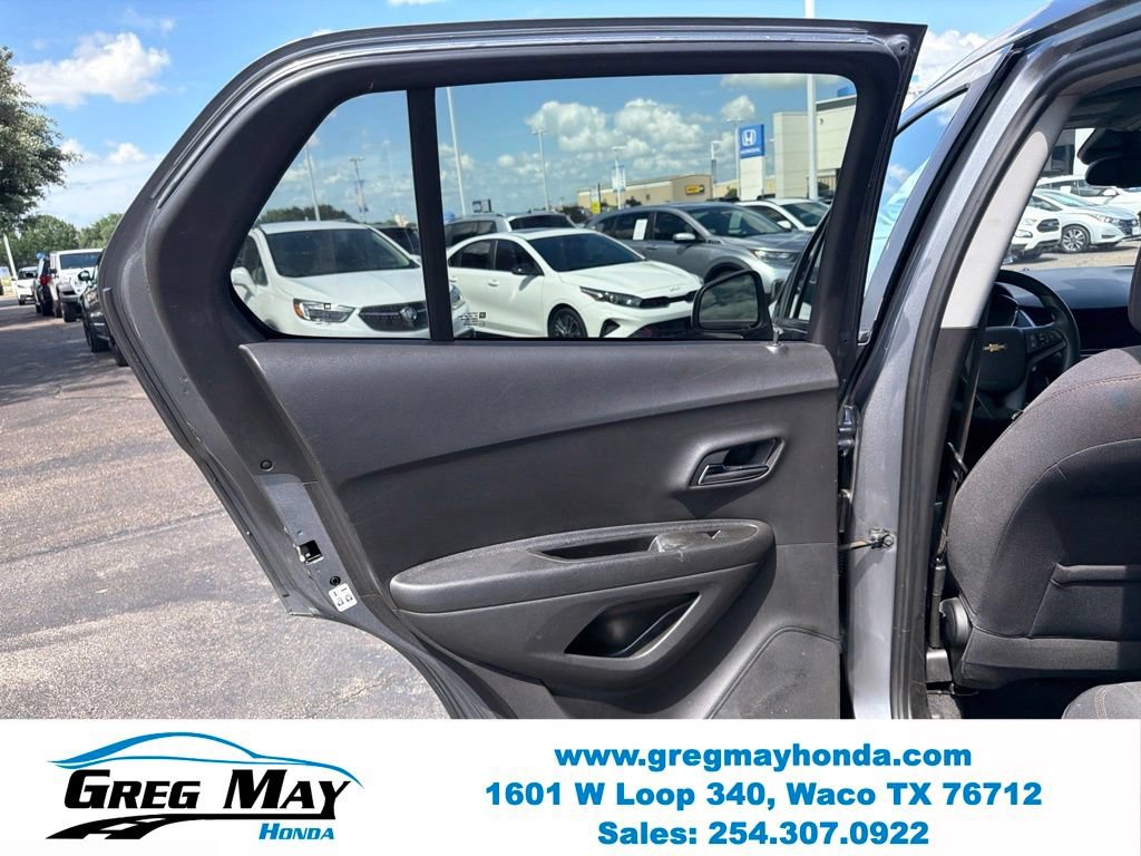Used 2020 Chevrolet Trax LS w/ Tint and Cruise Package FWD image 20