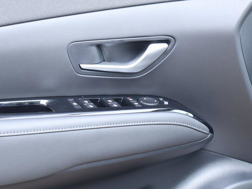 New 2026 Hyundai Tucson Limited image 23